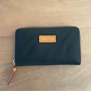 Dooney & Bourke Black Wallet with Tan Leather Logo Zip Around Card Slots